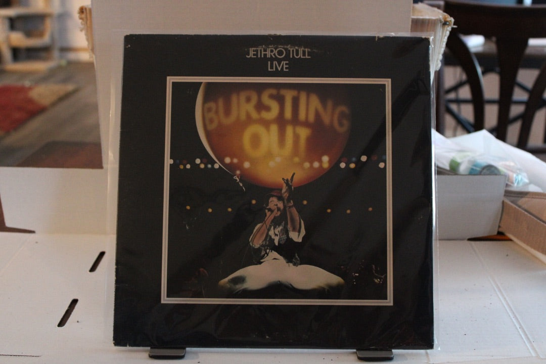 JETHRO TULL Bursting Out