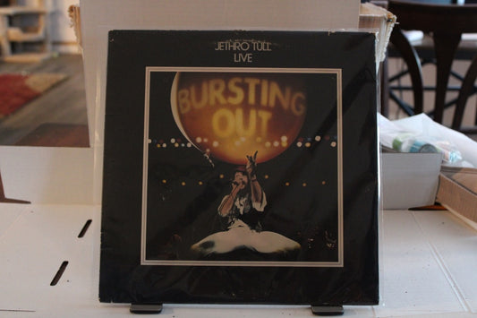 JETHRO TULL Bursting Out