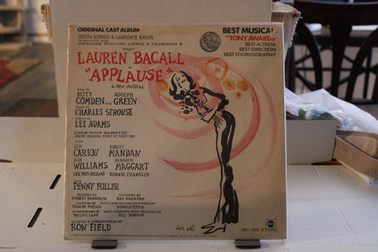 LAUREN BACALL "APPLÄUSE