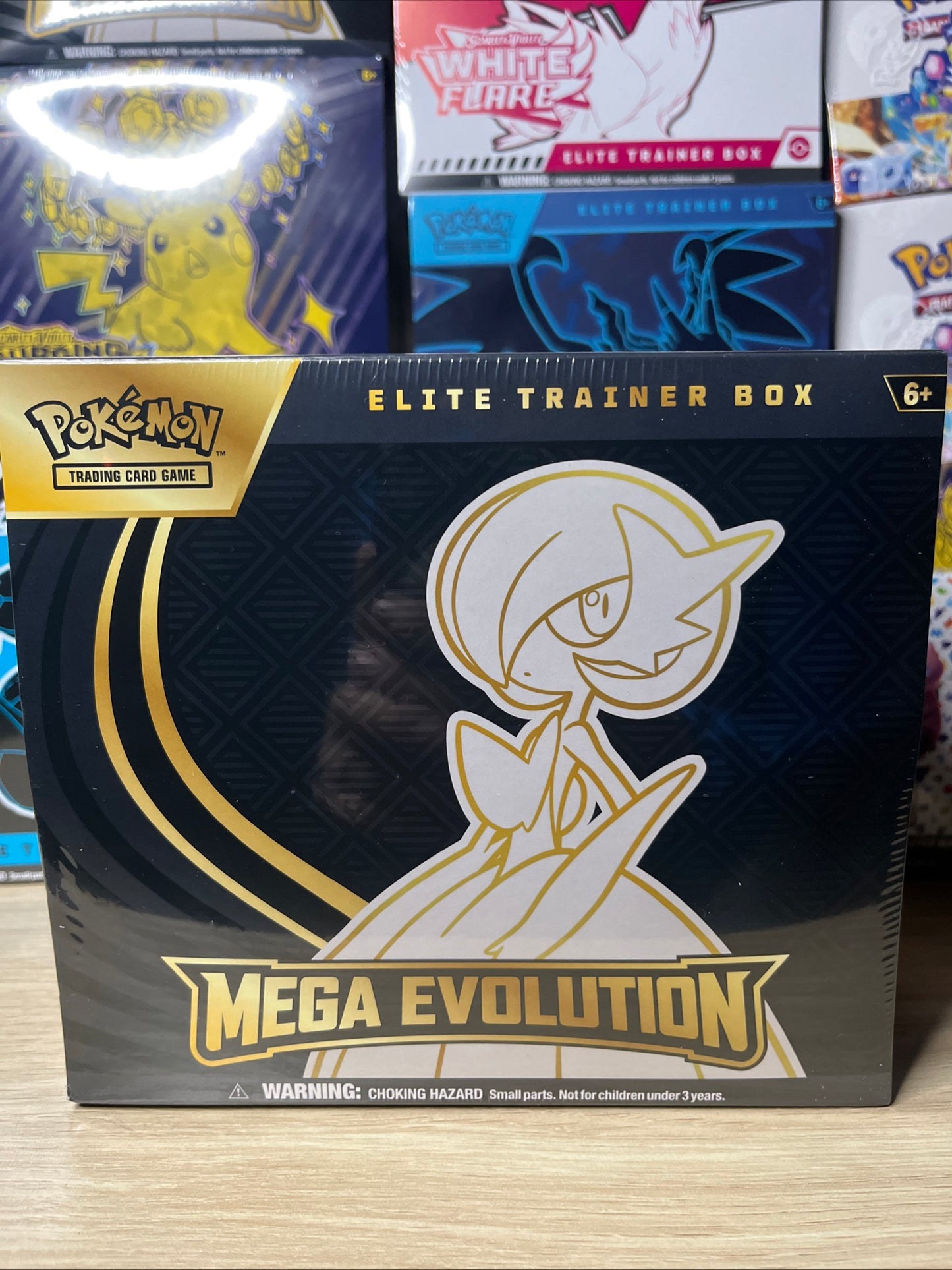 Pokémon Mega Evolution Elite Trainer Box – Mega Gardevoir