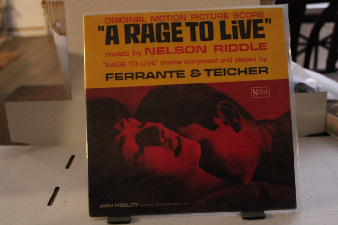 RAGE TO LiVE