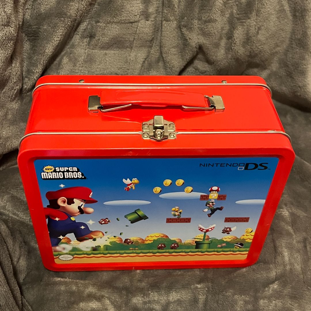 New Super Mario Bros DS Tin