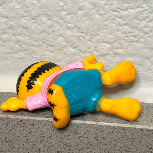1981 Garfield Sitting