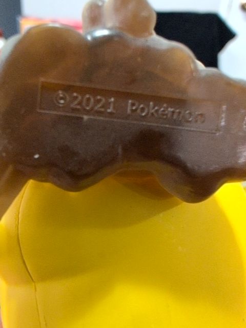 Pokemon Pikachu Celebrations Figure