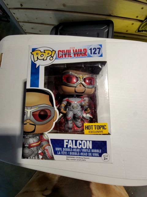 Funko Pop Falcon 127