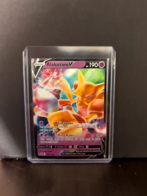 Alakazam V SWSH083 - Black Star Promo - Holo