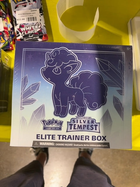 Silver Tempest ETB