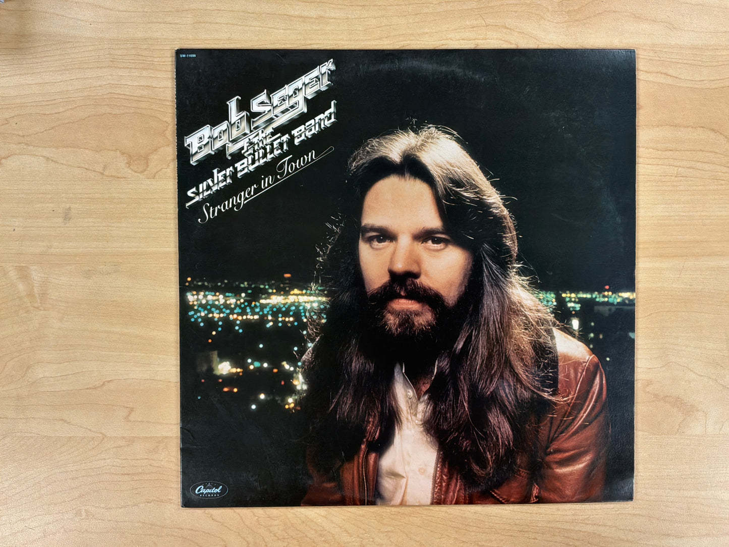 Bob Seger - Stranger In Town