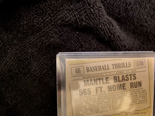 1961 Topps Mickey Mantle