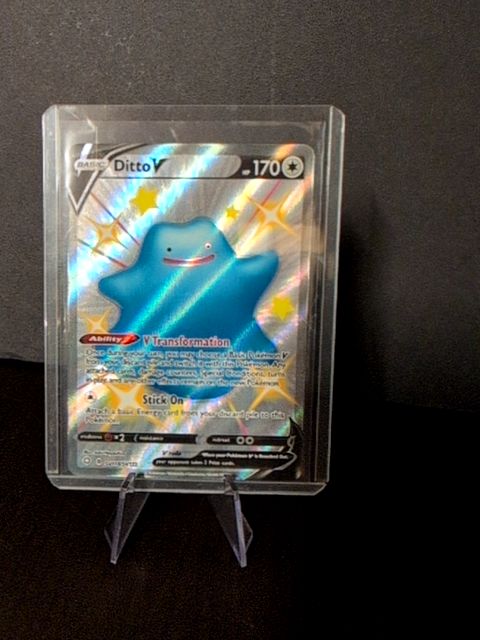 Ditto V SV118/SV122 Shining Fates: Shiny Vault Holo