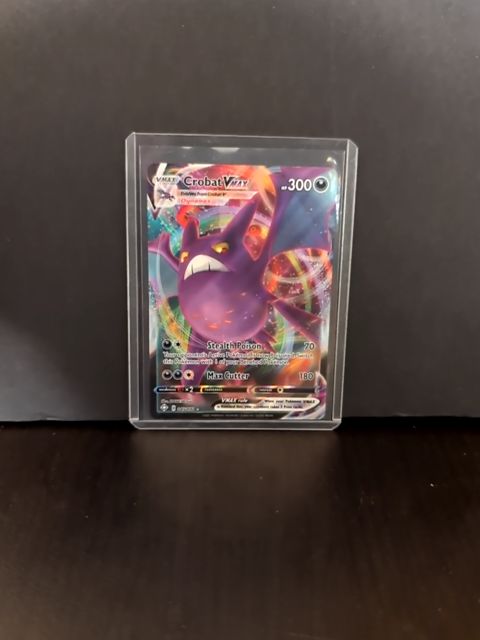 Crobat Vmax 045/072 Ultra Rare Full Art - 2021 Pokemon Shining Fates