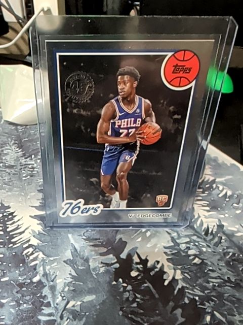 2025 Topps Halo VJ Edgecome RC