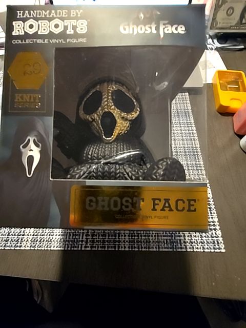 HANDMADE BY ROBOTS "GHOST FACE"