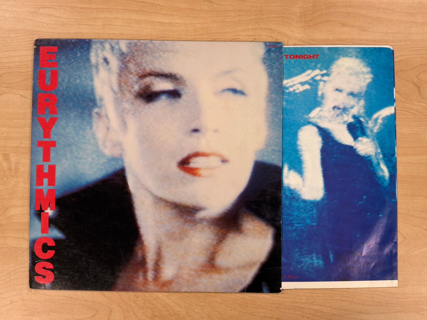 Eurythmics - Be Yourself Tonight