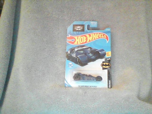 Hot Wheels Batmobile basic Dark Knight