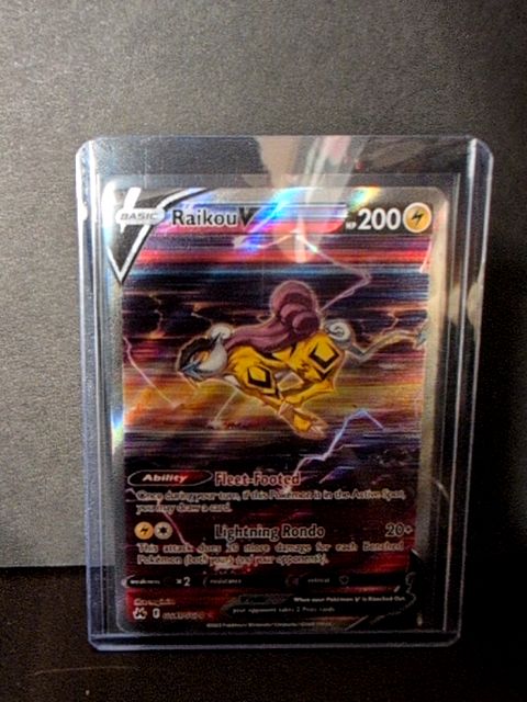 Raikou V GG41/GG70 Crown Zenith: Galarian Gallery Holo