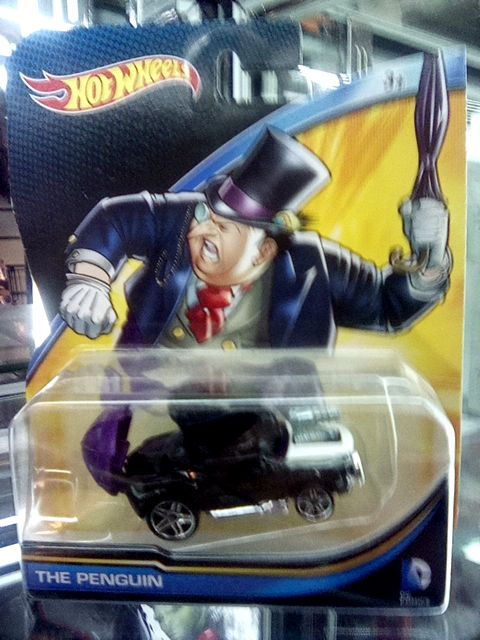 Hot wheels penguin car w/hat