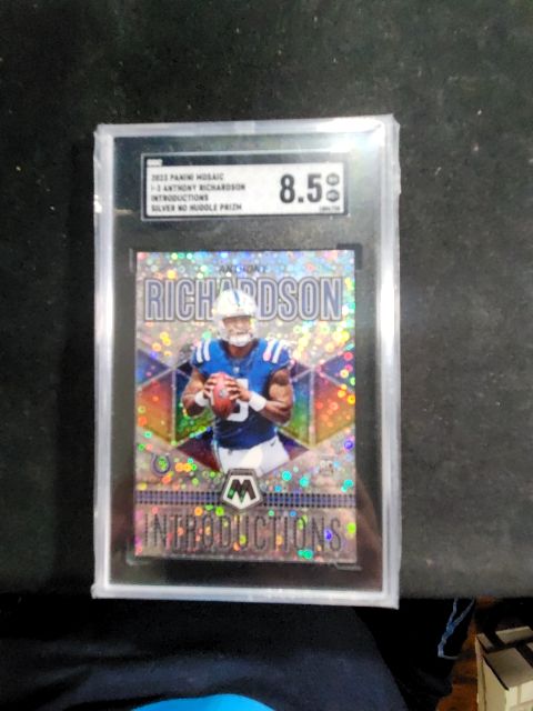 2023 Mosaic Anthony Richardson RC SGC 8.5