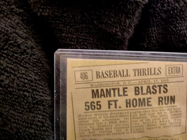 1961 Topps Mickey Mantle