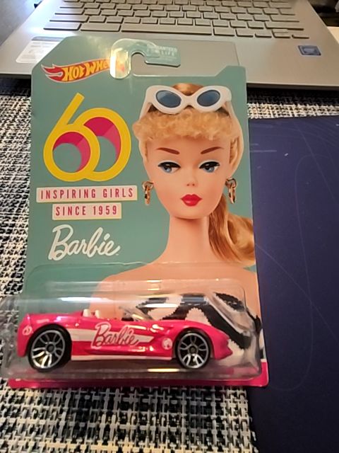 Hotwheels "Barbie" '14 Corvette Stingray