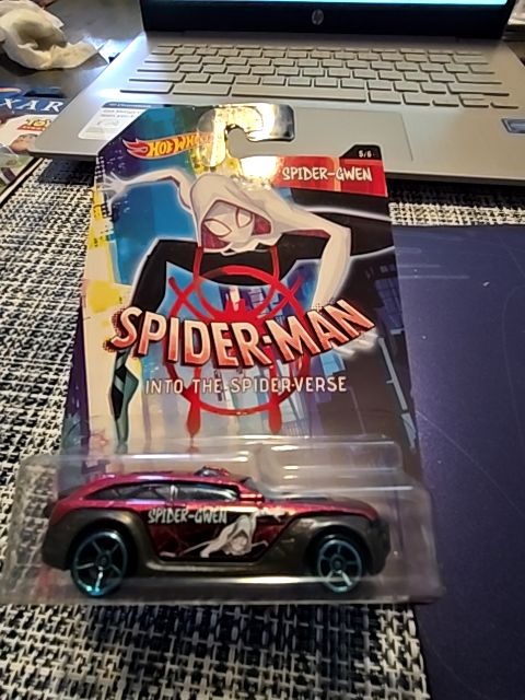 Hotwheels "Spider-Gwen" HW PURSUIT 5/6