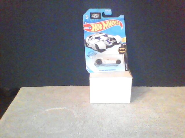 Hot Wheels Batmobile basic The Dark Kni