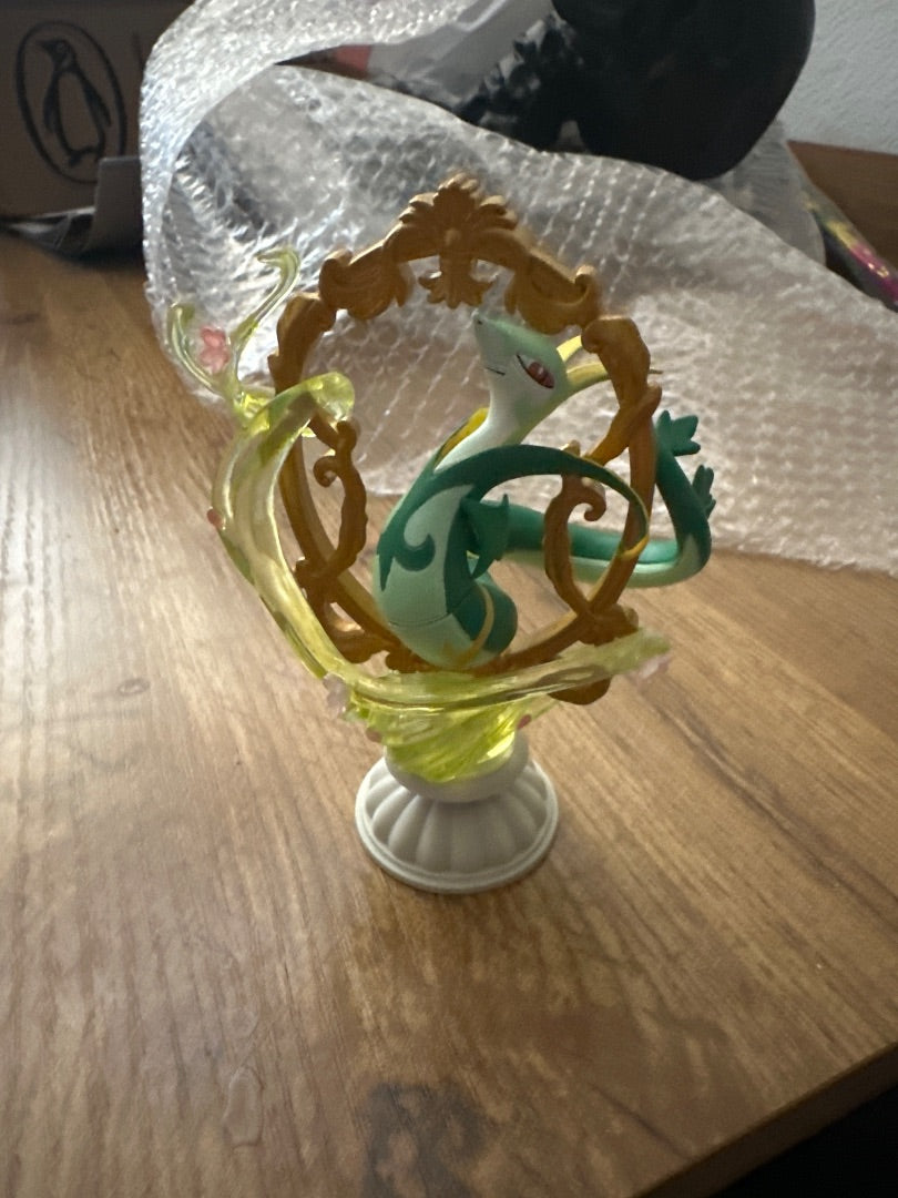 Serperior Pokemon Statue